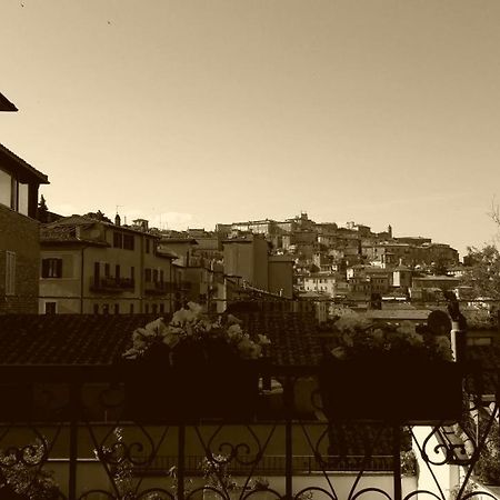 Via Piantarose, 12 Apartman Perugia Kültér fotó