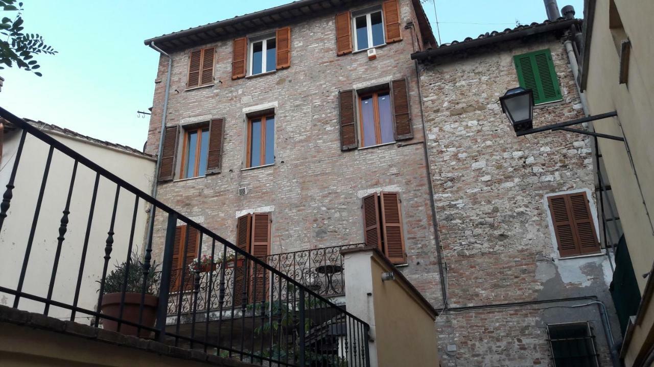 Via Piantarose, 12 Apartman Perugia Kültér fotó